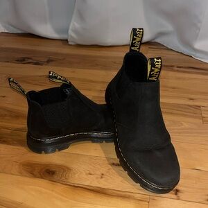 Doc Martens Chelsea Boots